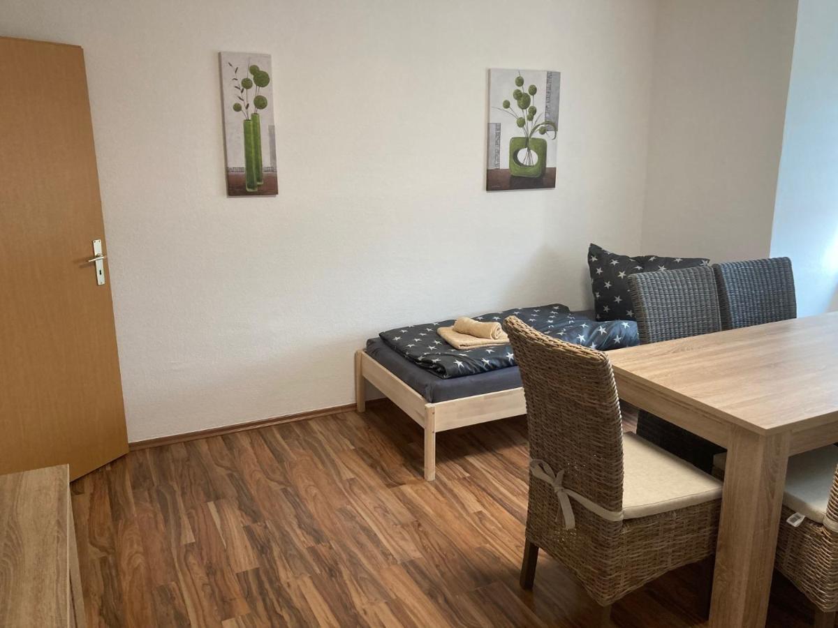 Ferienwohnung Zeitz Appartment Zeitzer Dom Bagian luar foto