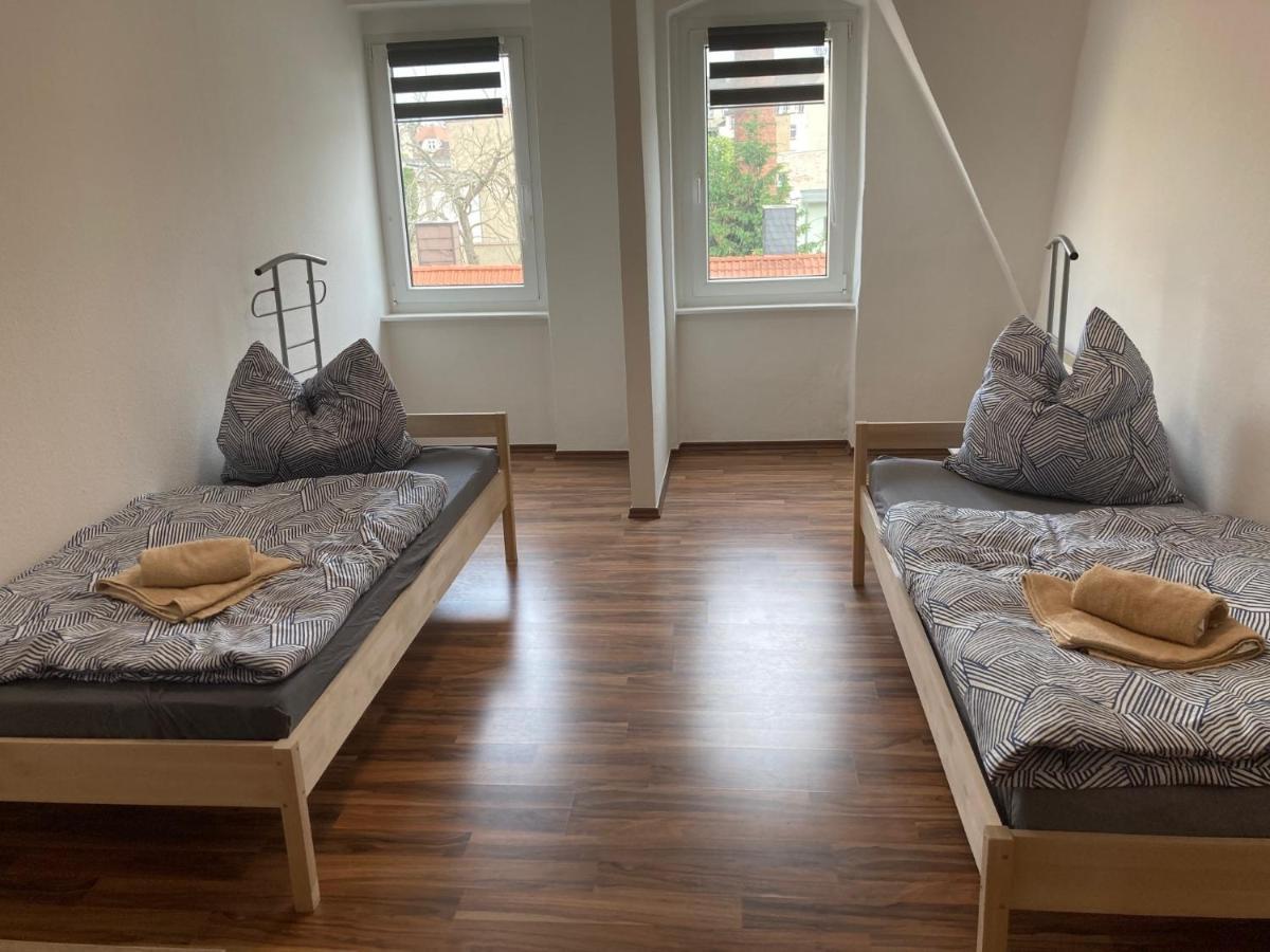 Ferienwohnung Zeitz Appartment Zeitzer Dom Bagian luar foto