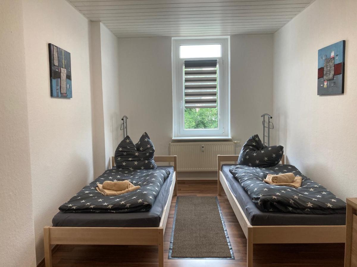 Ferienwohnung Zeitz Appartment Zeitzer Dom Bagian luar foto